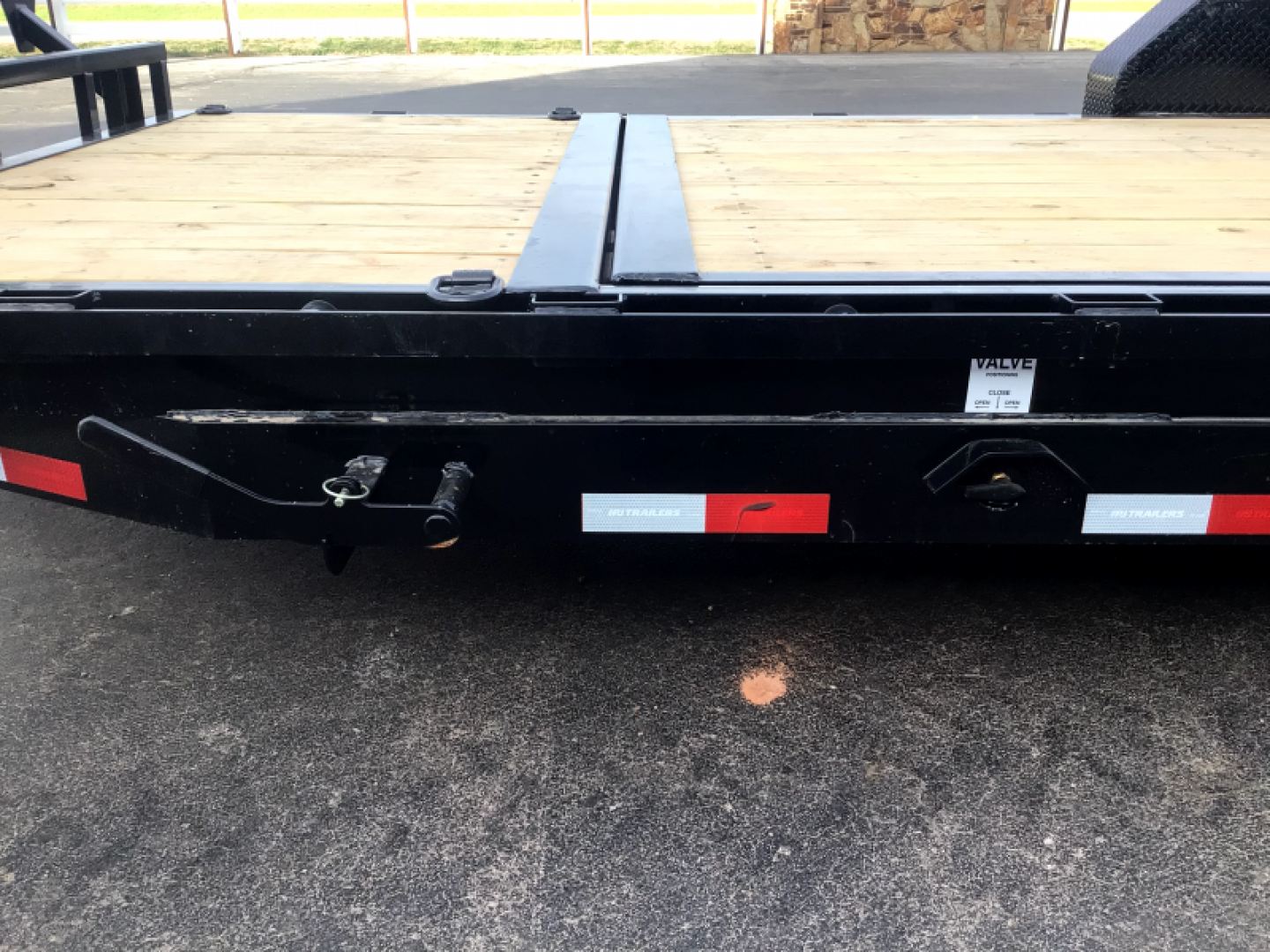 New 2026 PJ 83"x20' Equipment Tilt Trailer – T6