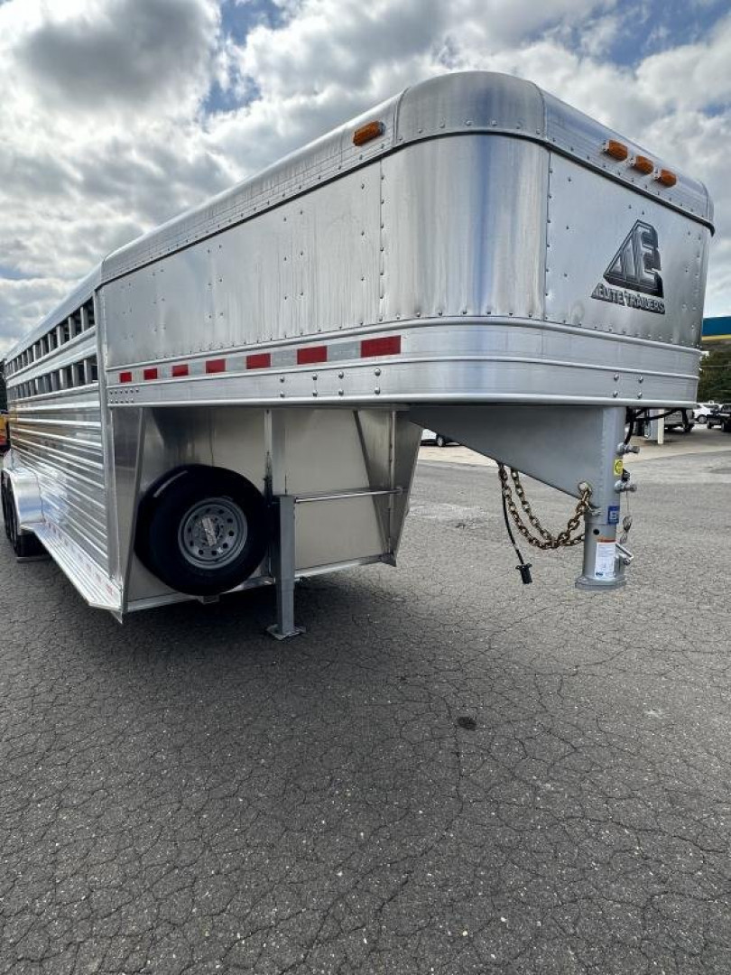 New 2024 Elite Trailers GN 20' Stock Trailer Stock / Stock Combo Trailer