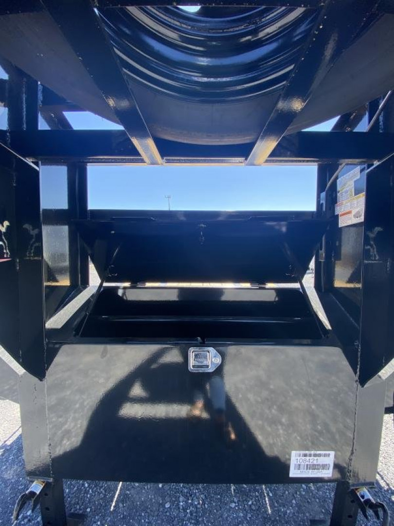 New 2023 Norstar FLG 102" x 30' Deckover Trailer