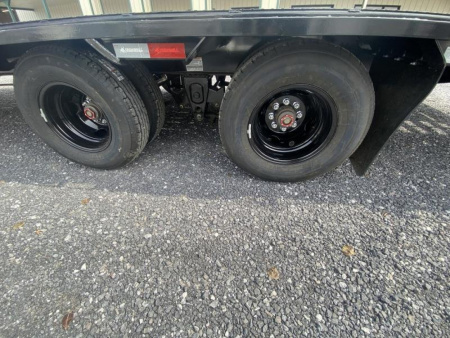 New 2023 Norstar Low Pro 102" x 32' Deckover Trailer