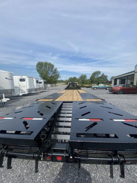 New 2023 Norstar Low Pro 102" x 32' Deckover Trailer