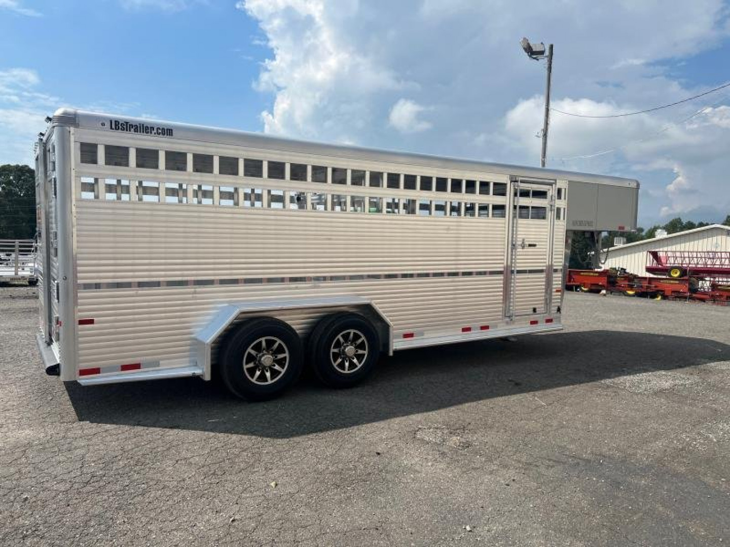 New 2024 Sundowner Trailers 20' GN Rancher Express Stock / Stock Combo Trailer