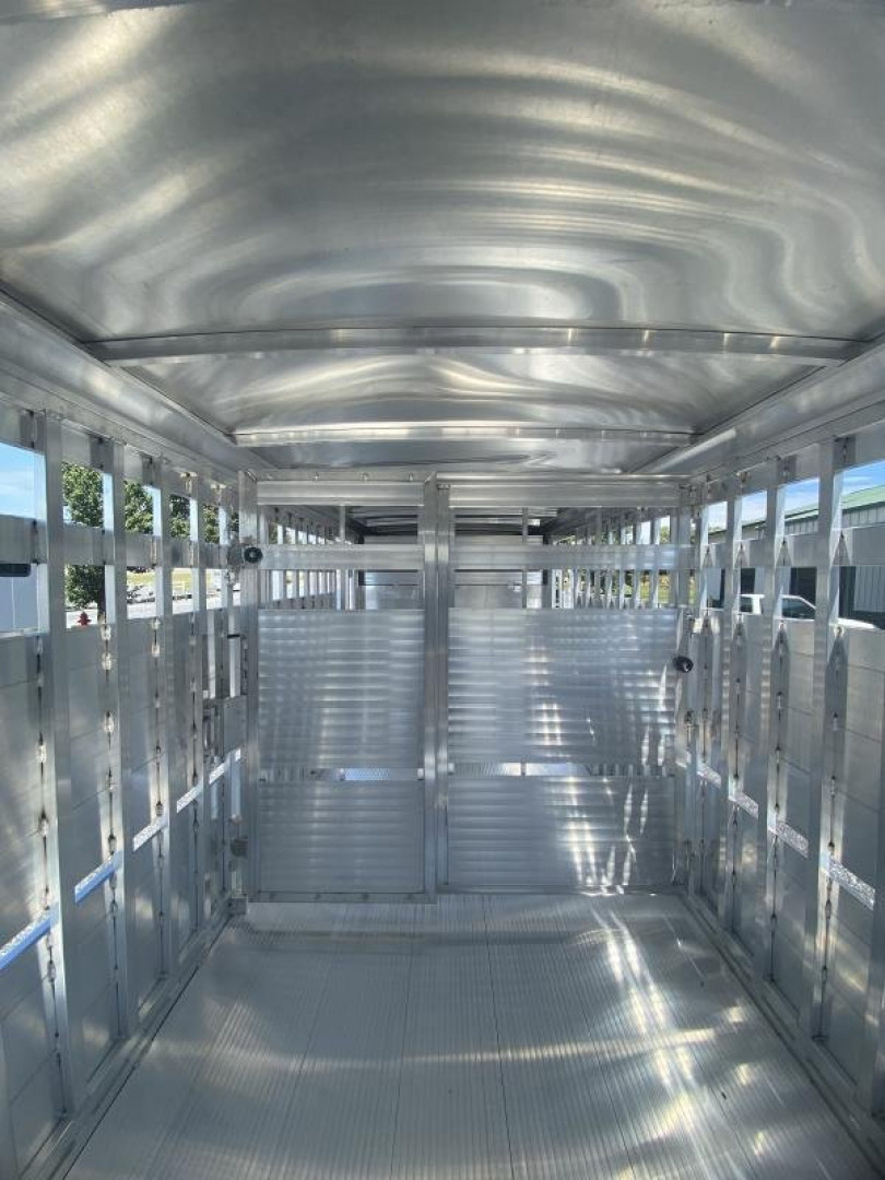 New 2024 Sundowner Trailers 20' GN Rancher Express Stock / Stock Combo Trailer