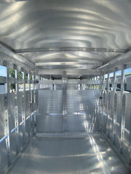 New 2024 Sundowner Trailers 20' GN Rancher Express Stock / Stock Combo Trailer