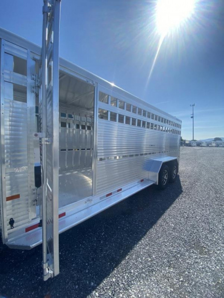 New 2024 Sundowner Trailers 20' GN Rancher Express Stock / Stock Combo Trailer