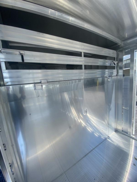 New 2024 Sundowner Trailers 20' GN Rancher Express Stock / Stock Combo Trailer