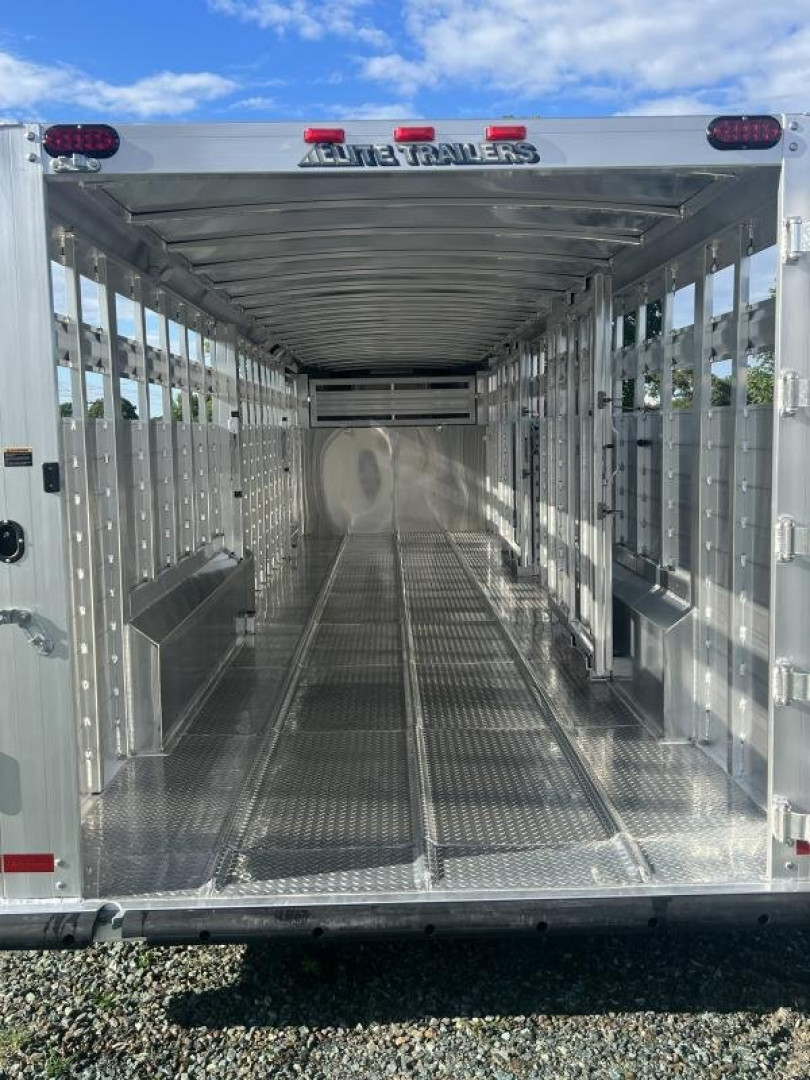 New 2024 Elite Trailers 32' GN Stock Trailers Stock / Stock Combo Trailer