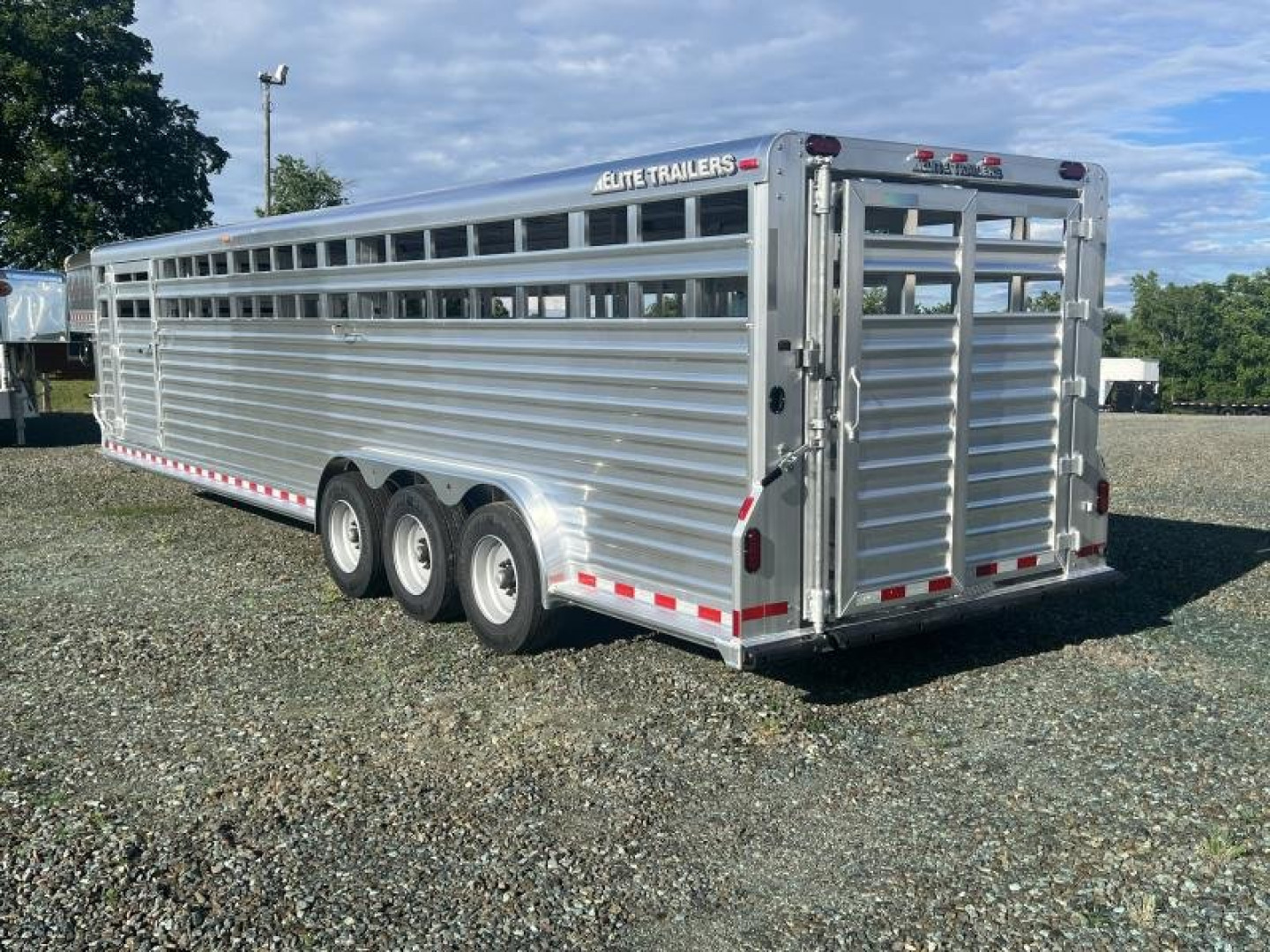 New 2024 Elite Trailers 32' GN Stock Trailers Stock / Stock Combo Trailer