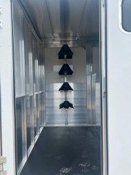 New 2024 Sundowner Trailers Rancher TR 24' GN Stock / Stock Combo Trailer