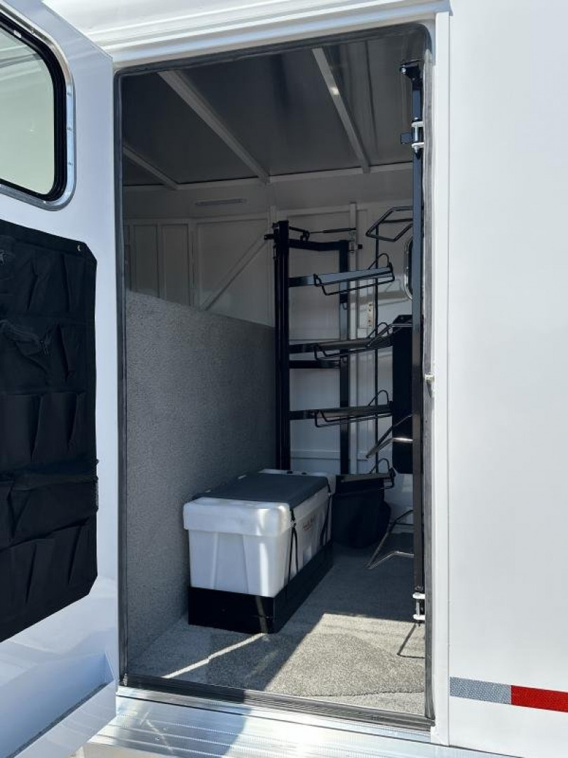New 2024 Trails West SANTA FE Horse Trailer