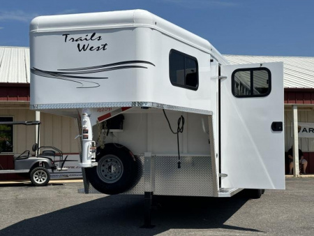 New 2024 Trails West SANTA FE Horse Trailer