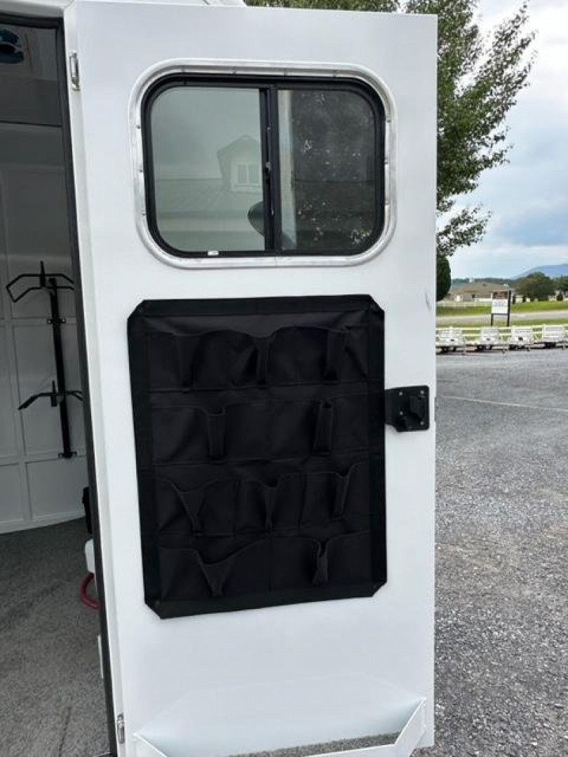 New 2024 Trails West ROYALE BP PLUS Horse Trailer