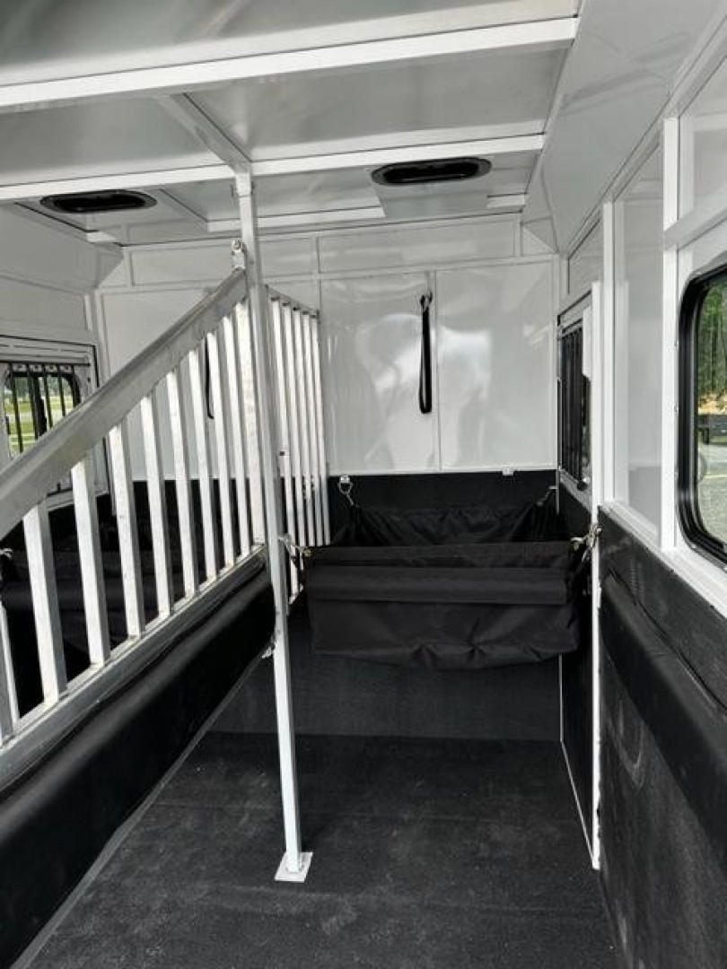 New 2024 Trails West ROYALE BP PLUS Horse Trailer