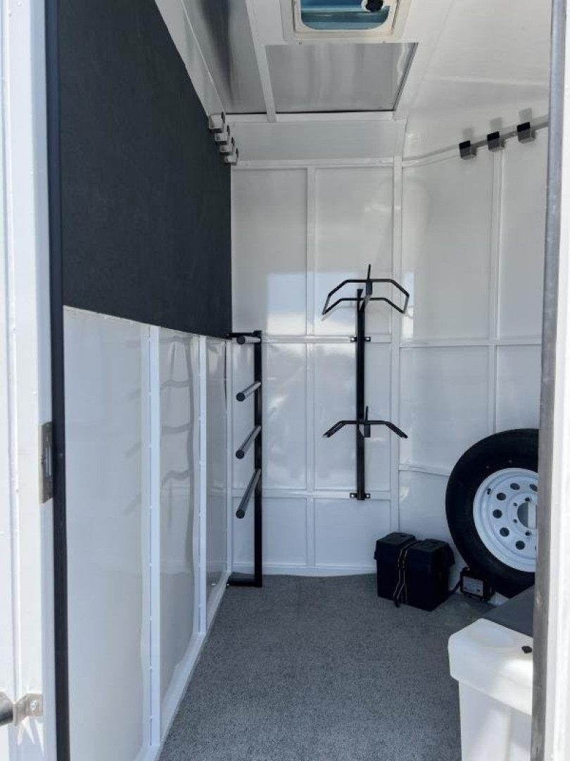 New 2024 Trails West ROYALE BP PLUS Horse Trailer