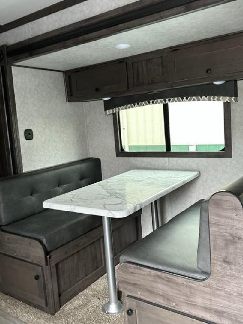New 2023 Bison Trailers SV8313 SLIDE OUT LQ Horse Trailer