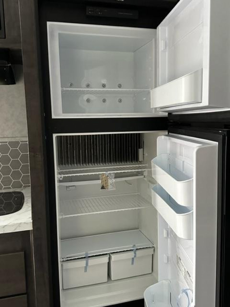 New 2023 Bison Trailers SV8313 SLIDE OUT LQ Horse Trailer
