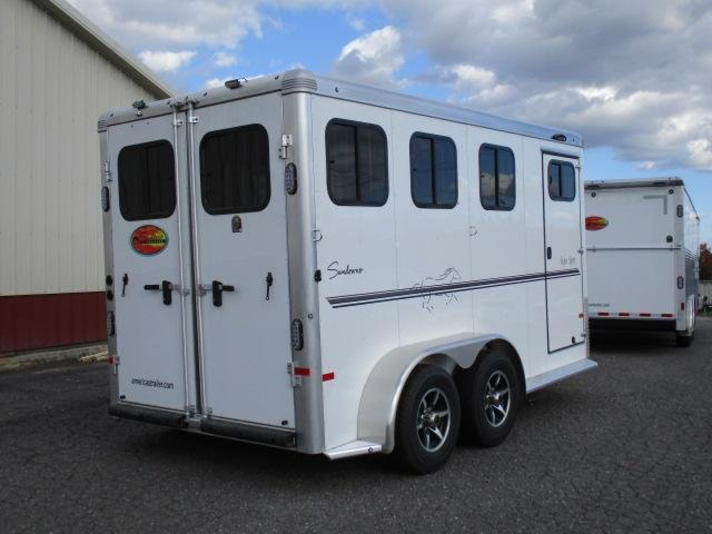 New 2023 Sundowner Trailers 3H Super Sport Horse Trailer