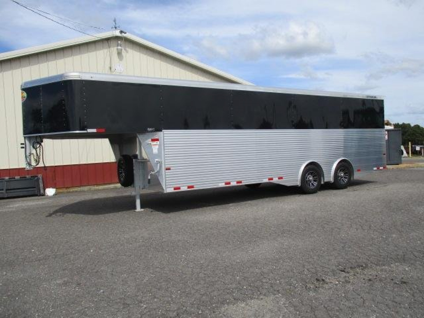 New 2023 Sundowner Trailers 24' Cargo / Enclosed Trailer