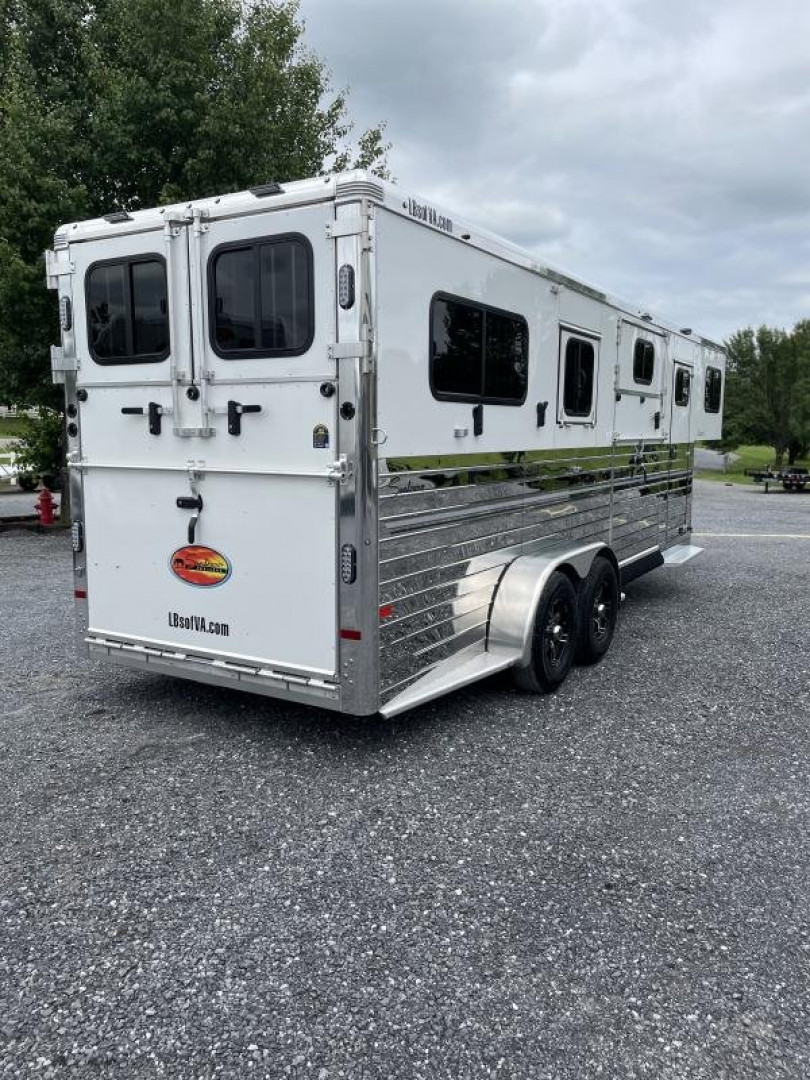 New 2023 Sundowner Trailers Charter 2+1 TR SE GN Horse Trailer