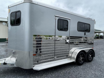 New 2023 Sundowner Trailers Charter TRSE 2H BP Horse Trailer
