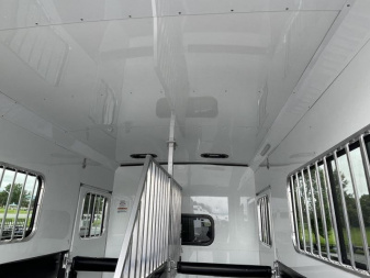 New 2023 Sundowner Trailers Charter TRSE 2H BP Horse Trailer