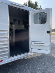New 2022 ELITE TRAILERS 4H HD-HD Horse Trailer