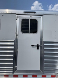 New 2022 ELITE TRAILERS 4H HD-HD Horse Trailer
