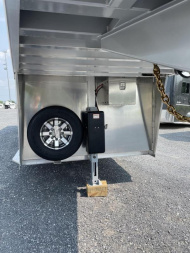 New 2022 ELITE TRAILERS 4H HD-HD Horse Trailer