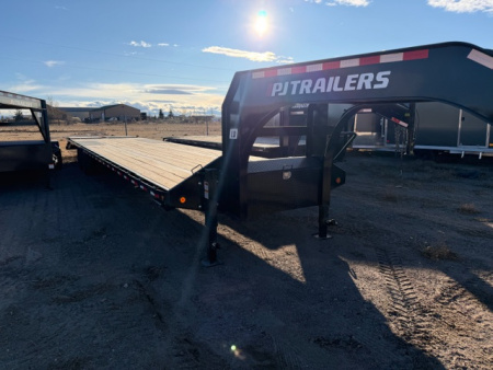 New 2026 PJ TRAILERS LD Gooseneck Deckover with Duals 40'-25k
