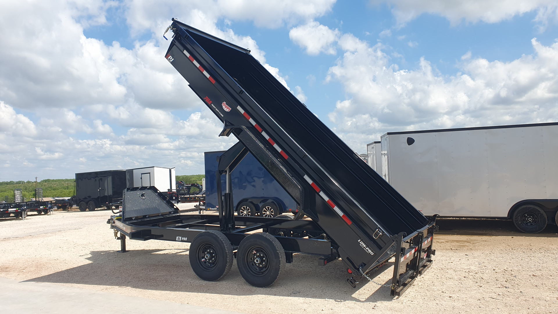 New 2025 PJ 83"x16' BP Tandem Axle Low Pro Dump w/ 24" Sides – DL