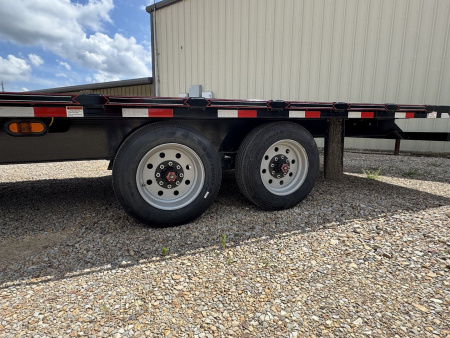 New 2025 Diamond T 102 in x 24 ft Single Wheel Flatdeck Tilt, GVWR 17.5k, 215/17.5 Tires Wheels Full Power TIlt Trailer