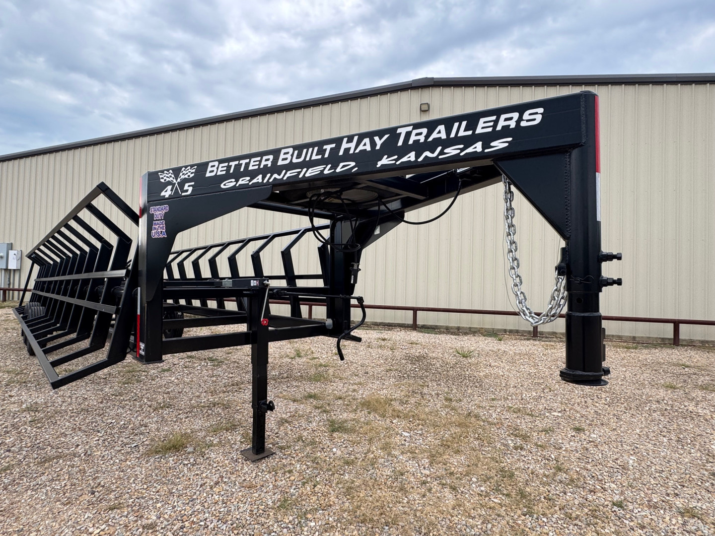 New Better Built Gooseneck 10 Bale Double Dump 30 ft. GVWR 16800 Hay Trailer