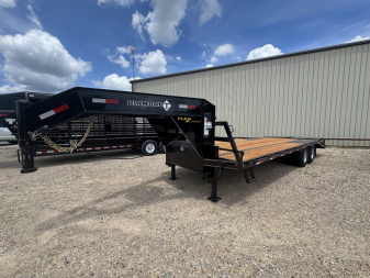 New 2025 Diamond T 102 in x 25 ft Dual Tandem Flatbed Trailer