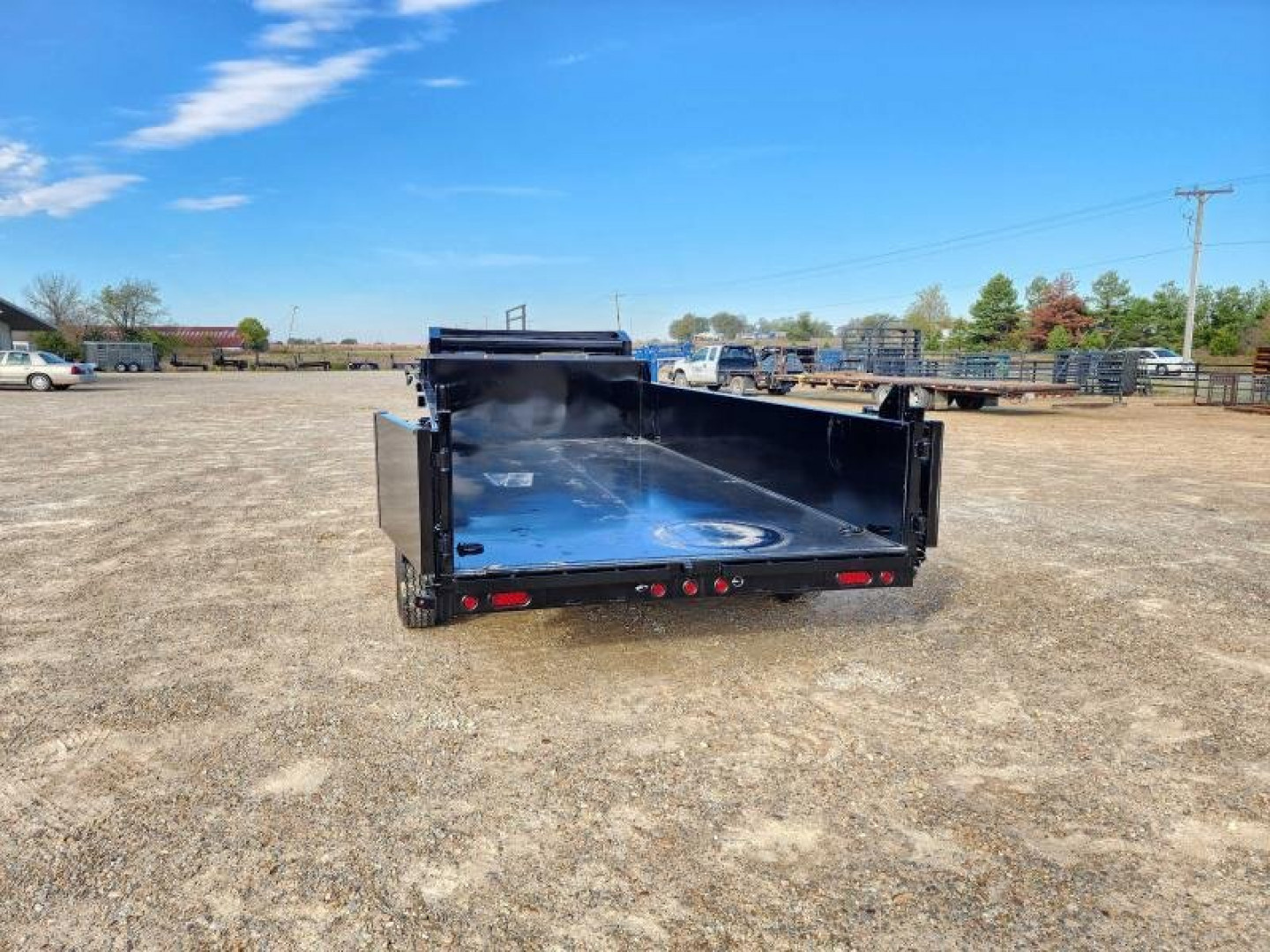 New 2025 Diamond T 83 in. x 16 ft. Gooseneck Lo- Pro Dump Trailer 24 in. Sides, GVWR 14k Dump Trailer