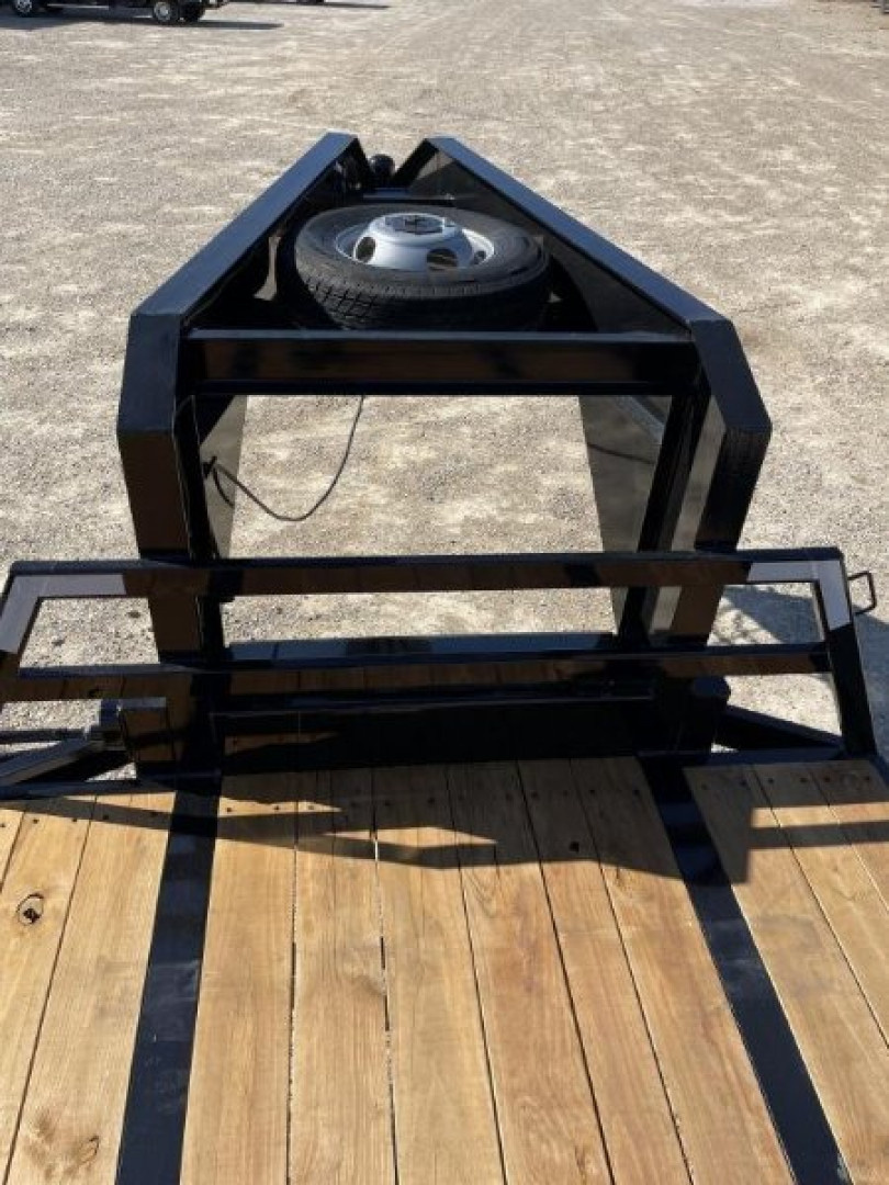 New 2025 Diamond T Trailer Dual Tandem Flatbed Trailer 102 in. x 40 ft., GVWR 24k, Maxx Ramps, 2 Speed Jacks