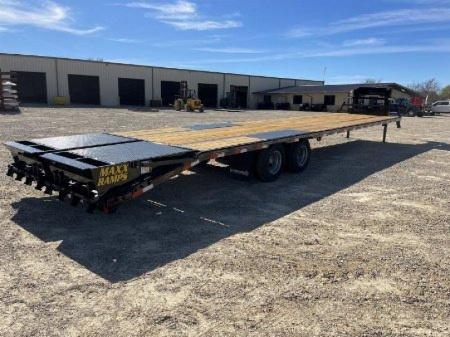 New 2025 Diamond T Trailer Dual Tandem Flatbed Trailer 102 in. x 40 ft., GVWR 24k, Maxx Ramps, 2 Speed Jacks