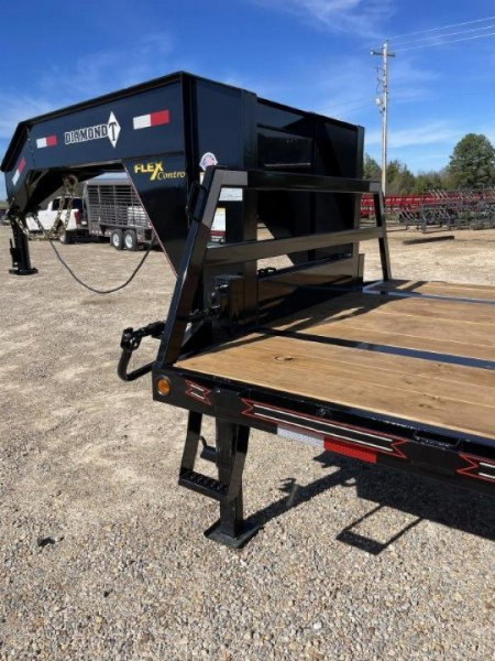 New 2025 Diamond T Trailer Dual Tandem Flatbed Trailer 102 in. x 40 ft., GVWR 24k, Maxx Ramps, 2 Speed Jacks