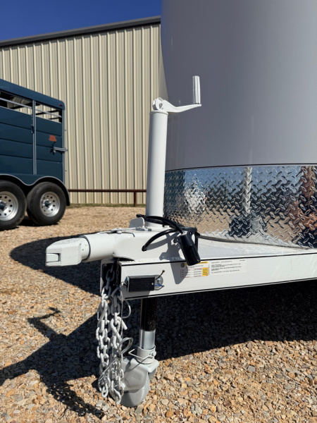 New 2026 Calico Trailers Bumper Pull 2 Horse Slant GVWR 7k 3500# Axles Stock / Stock Combo Trailer Stock / Stock Combo Trailer