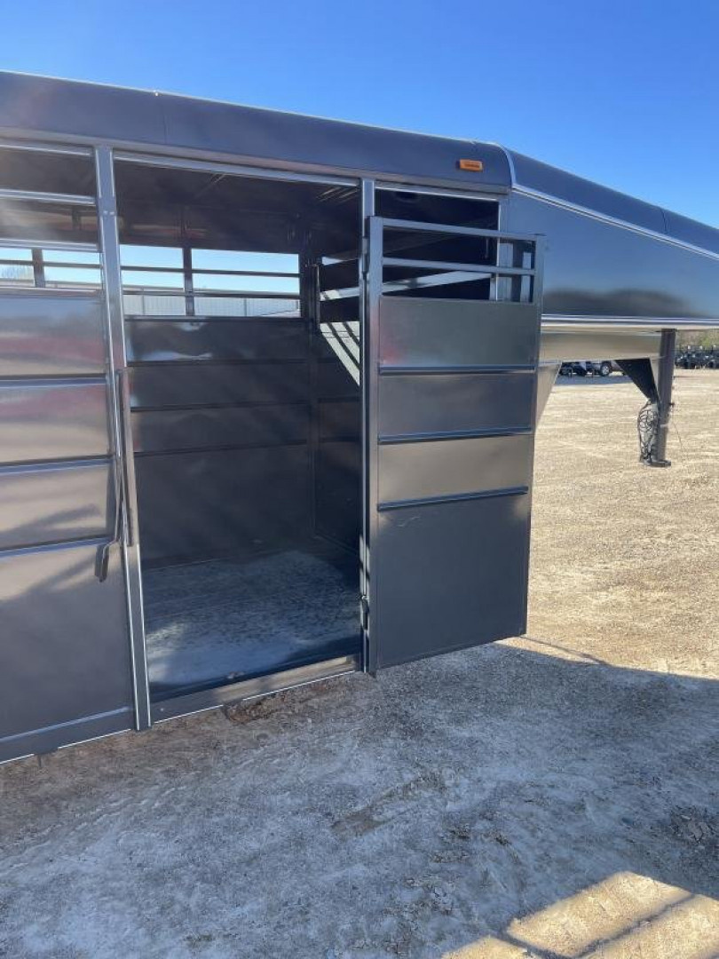 New 2024 Calico Trailers 6 ft 6 in x 6 ft x 20 ft. Gooseneck Swing Slide Rear Stock / Stock Combo Trailer