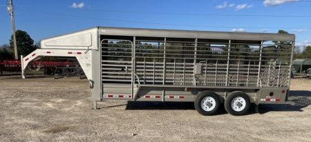 New 2025 GR Trailers 6 ft. 8 in. x20 ft. Gooseneck Stock Butterfly Rear