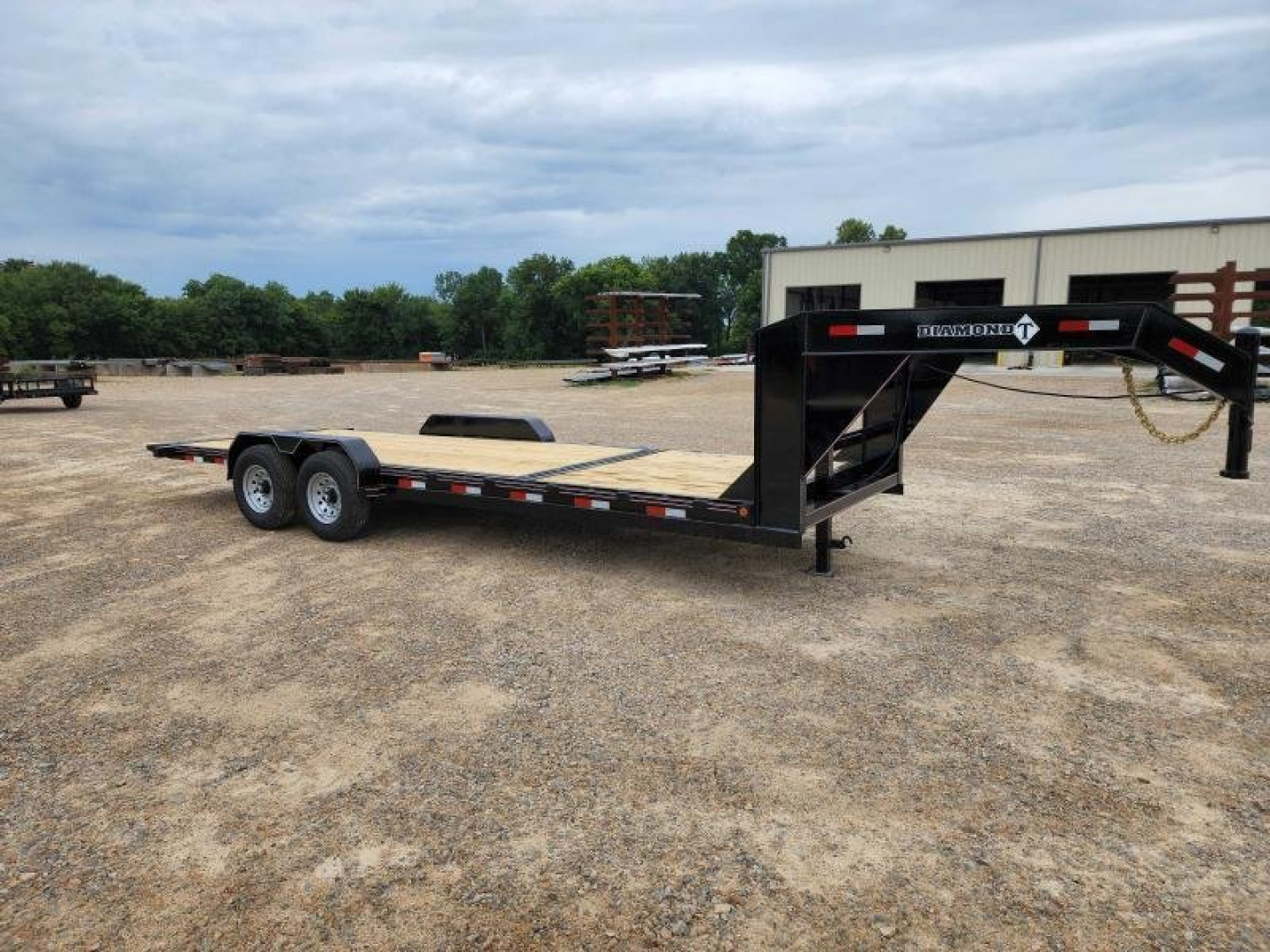 New 2023 Diamond T 83 in. X 20 ft. Skid Pro 1406 Gooseneck Tilt Deck GVWR 15000 Tilt Trailer