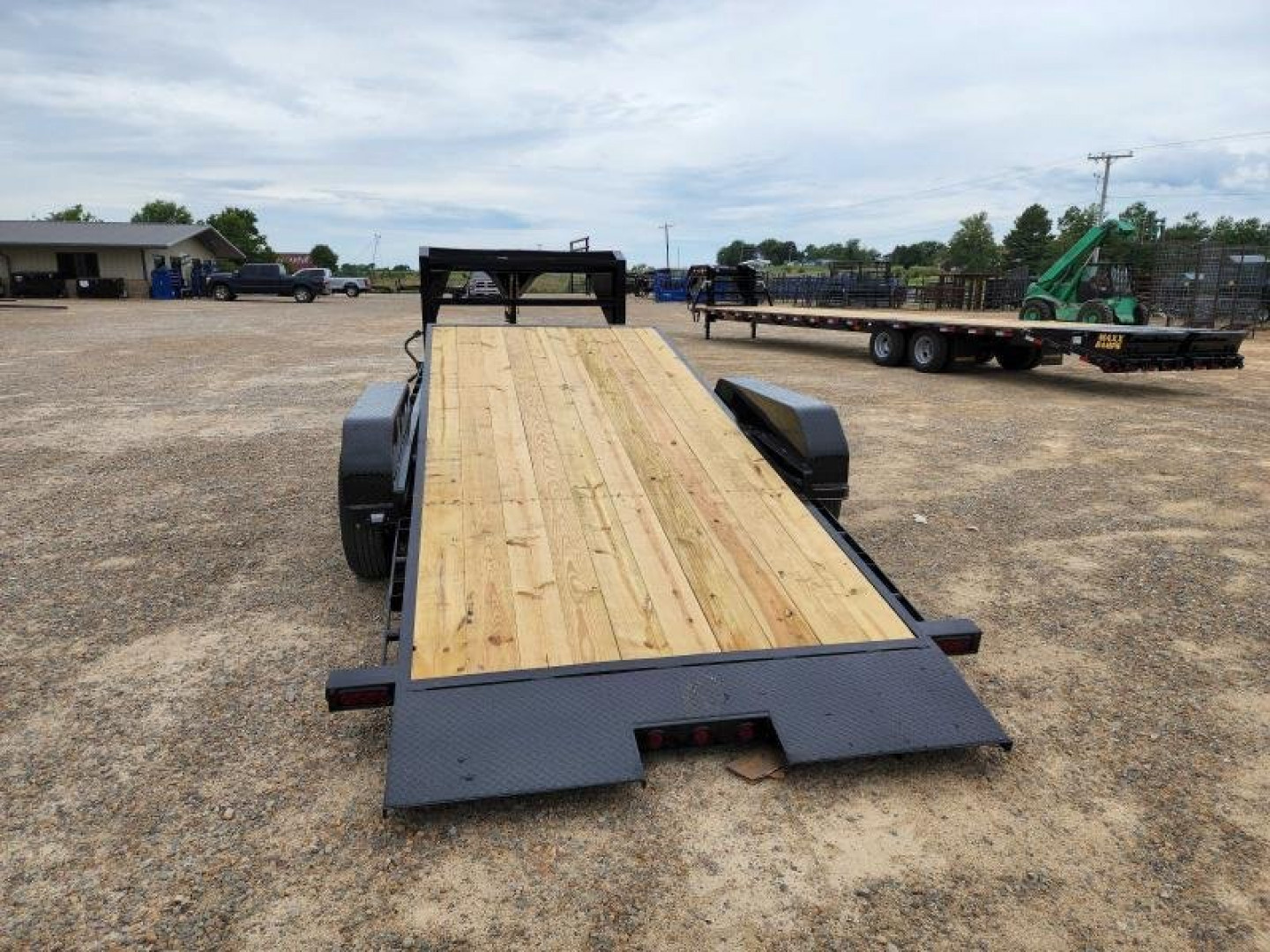 New 2023 Diamond T 83 in. X 20 ft. Skid Pro 1406 Gooseneck Tilt Deck GVWR 15000 Tilt Trailer