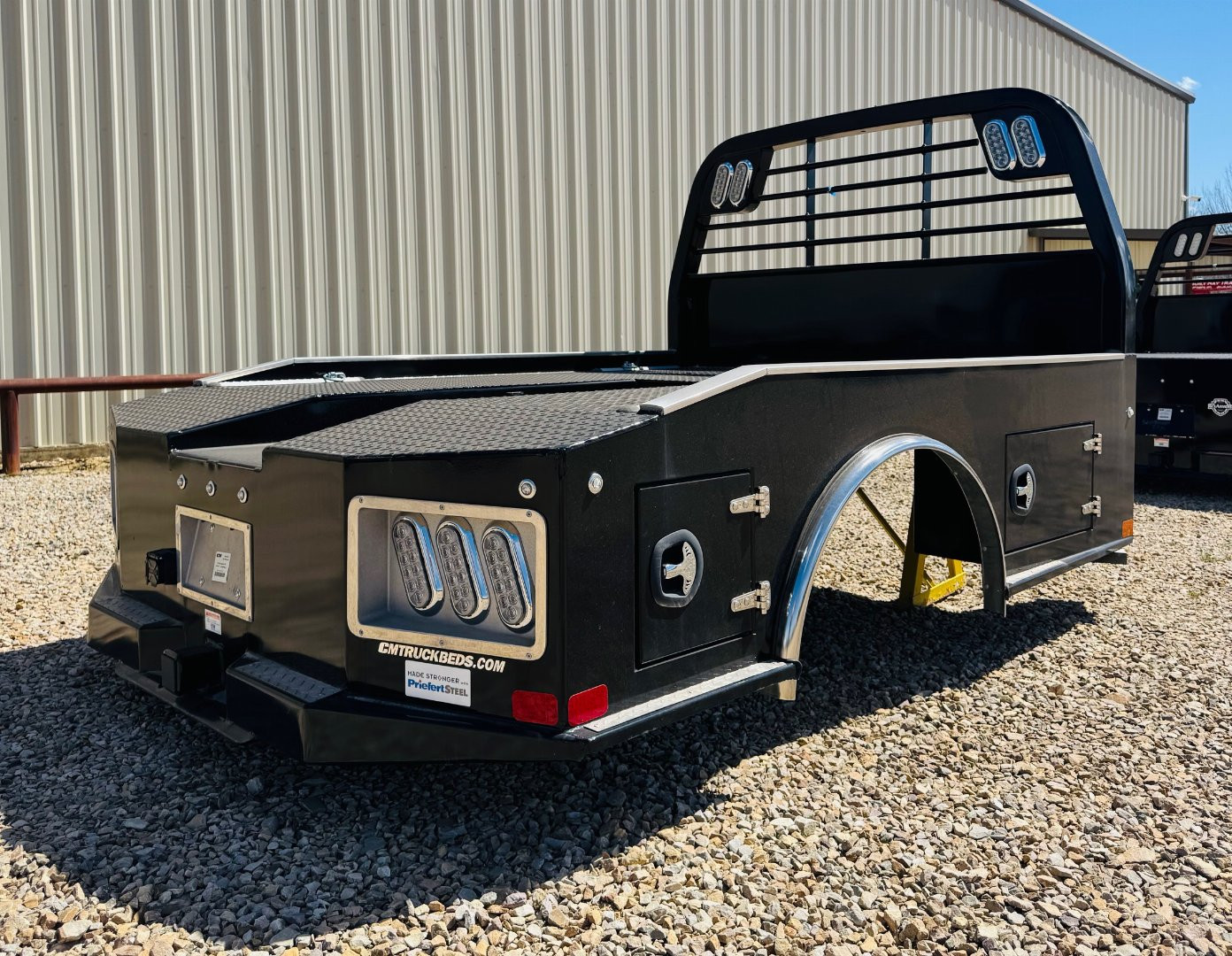 New CM TRUCK BEDS ER Model Hauler Style Truck Bed 86 x 82 x 57 x 42