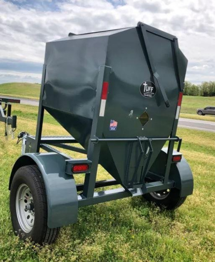 New Tuff Livestock 1-Ton Feed Buggy Farm / Ranch