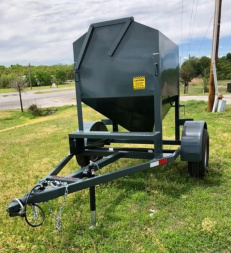 New Tuff Livestock 1-Ton Feed Buggy Farm / Ranch