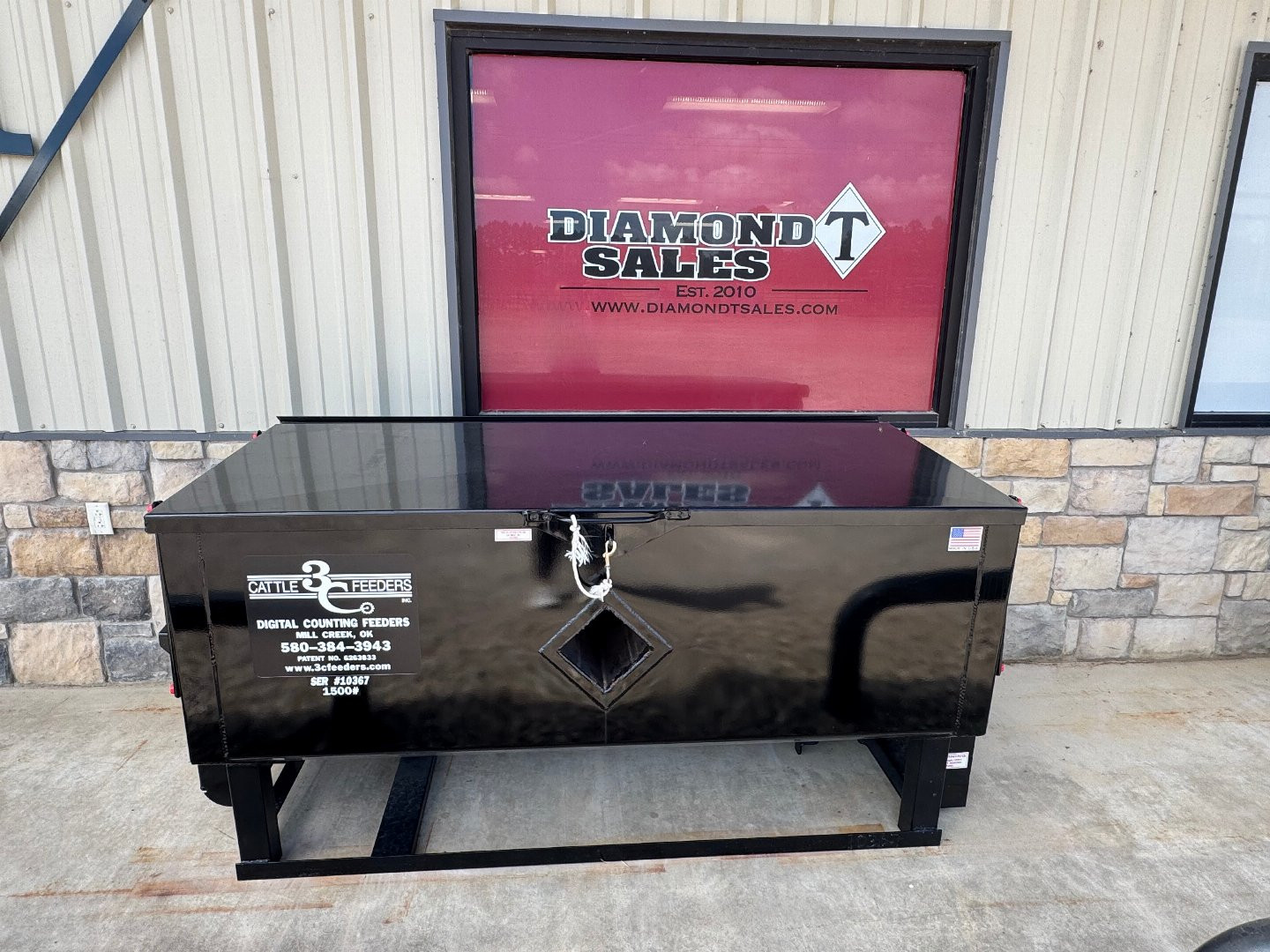 New 3C Cattle 1500# Feedbox