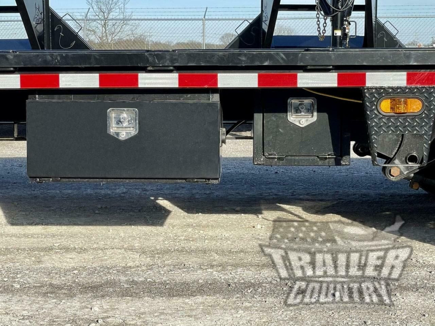 New 2026 32' Deck-Over 24k Heavy Duty Flatbed Gooseneck Equipment Hauler Trailer