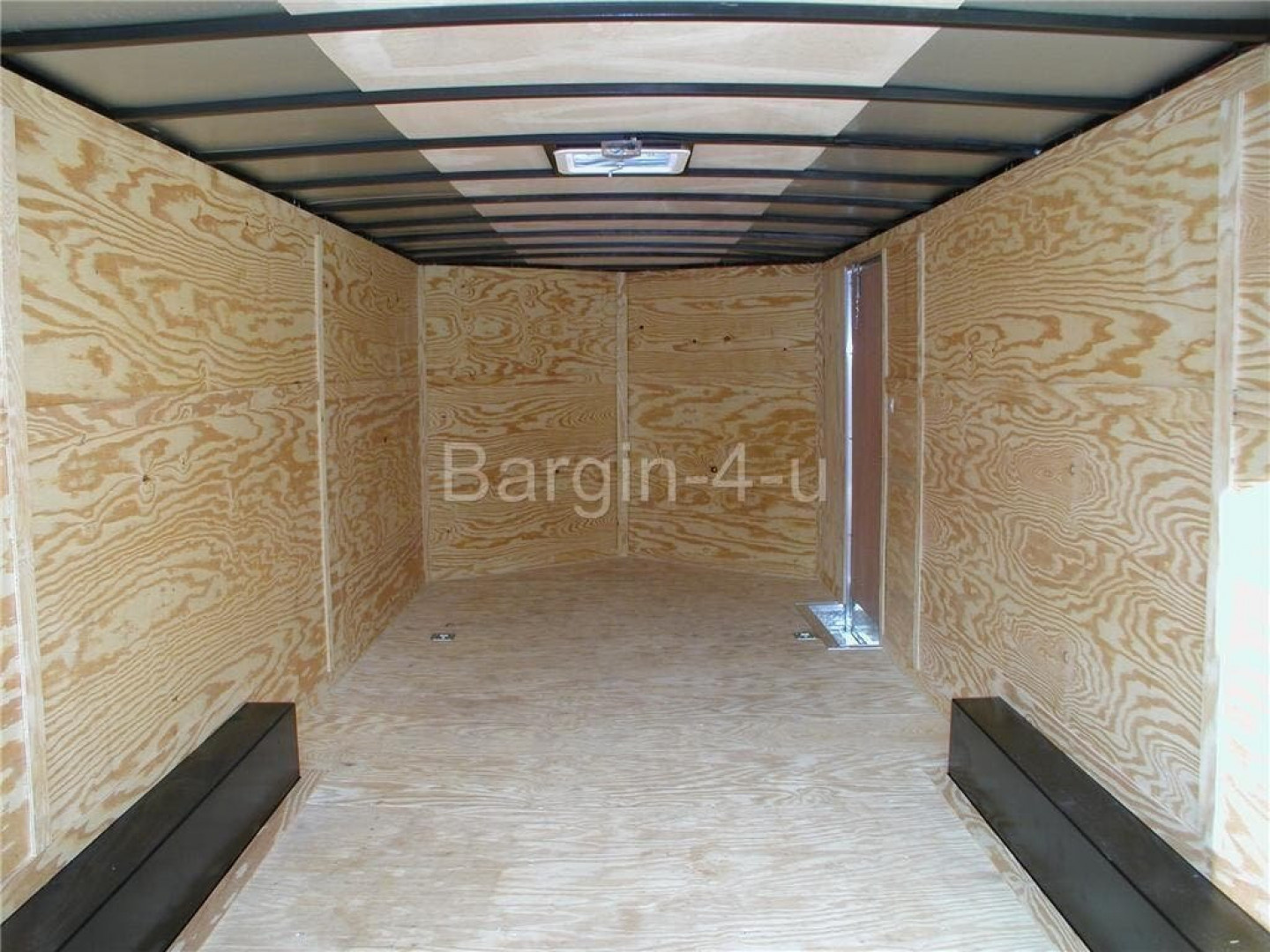 New 2026 NEW 8.5x24 Enclosed Trlr w/ Thermo Ply Ceiling Liner, LED Lighting, Radial Tires