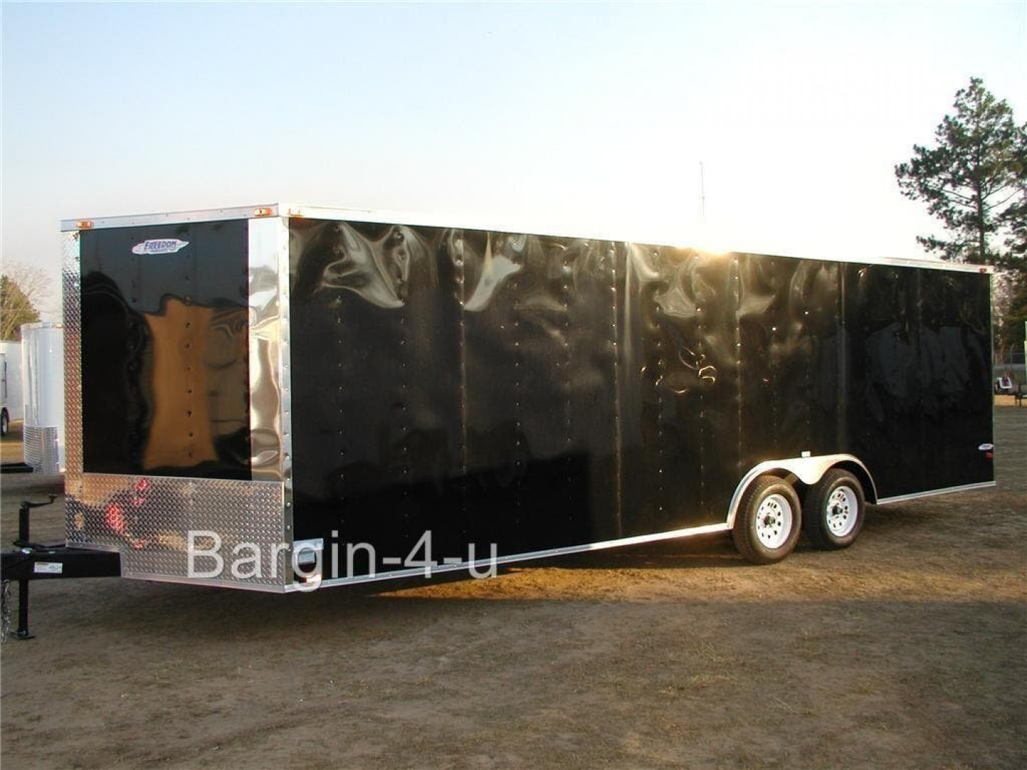 New 2026 NEW 8.5x24 Enclosed Trlr w/ Thermo Ply Ceiling Liner, LED Lighting, Radial Tires