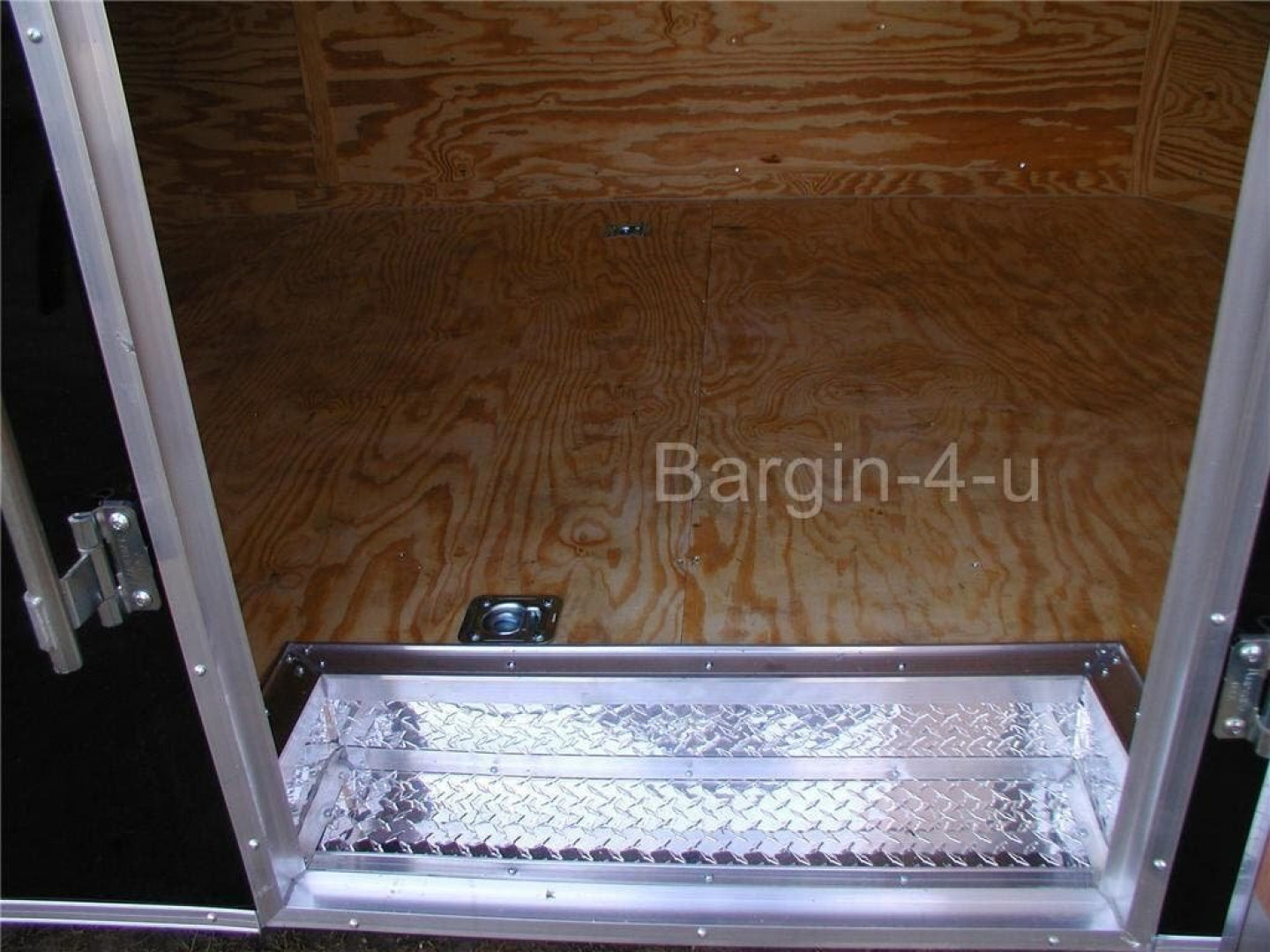 New 2026 NEW 8.5x24 Enclosed Trlr w/ Thermo Ply Ceiling Liner, LED Lighting, Radial Tires